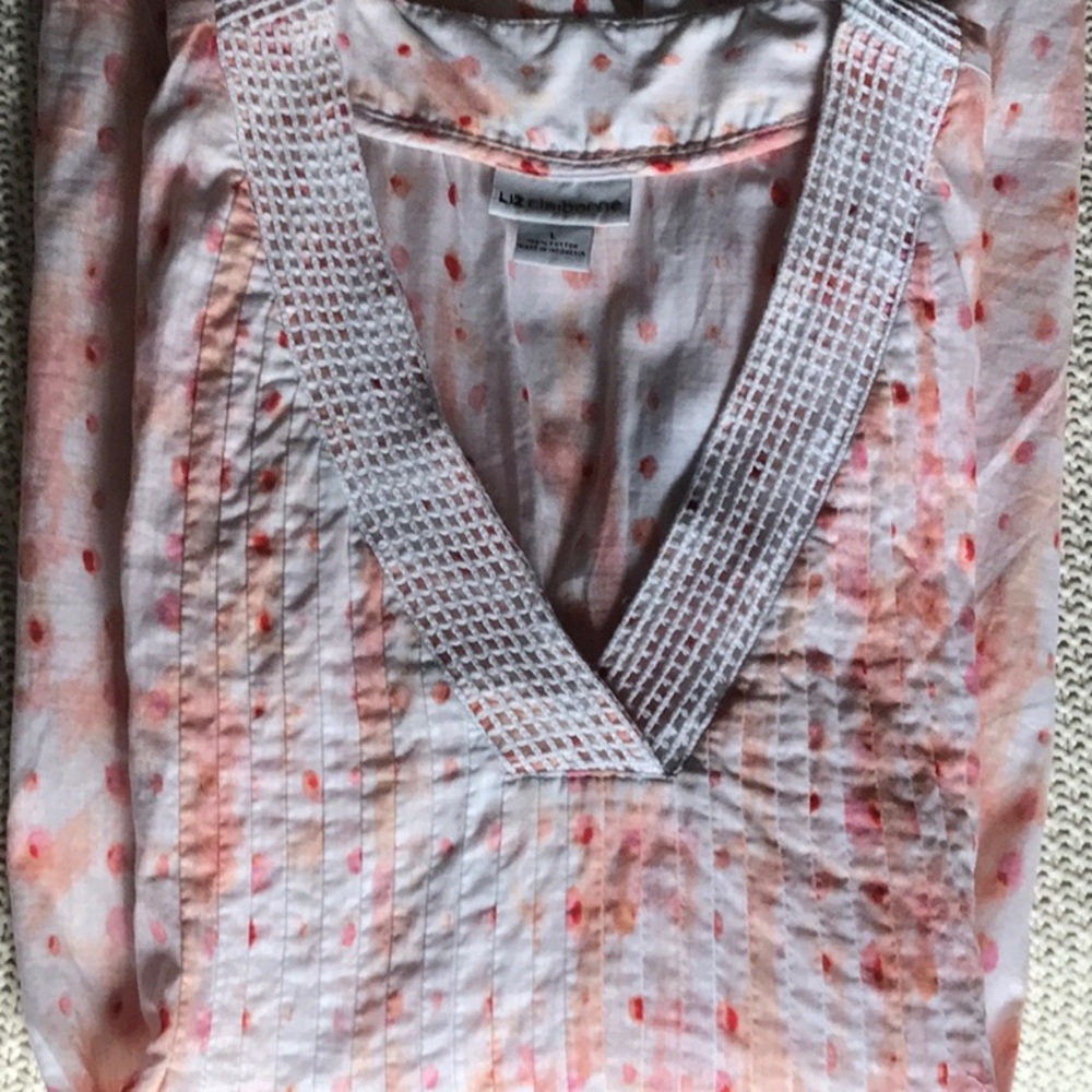 *SOLD* Liz Claiborne sleeveless top